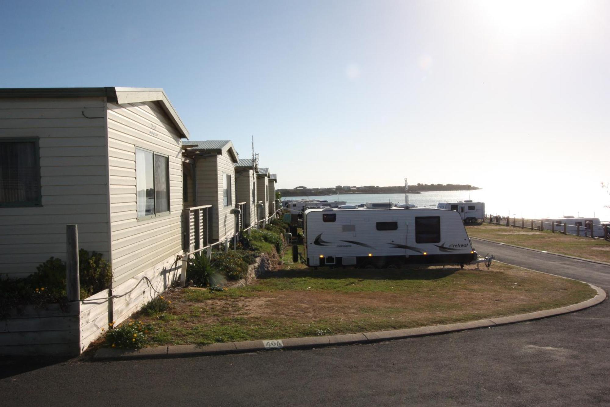 Sea Vu Caravan Park Роб Екстер'єр фото