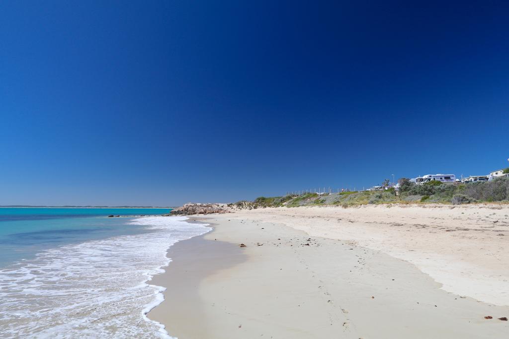 Sea Vu Caravan Park Роб Екстер'єр фото